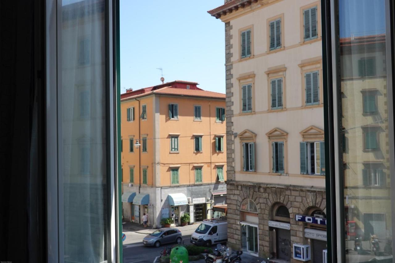 Апартаменты Casa Mille Baci Con Parcheggio Ливорно Экстерьер фото