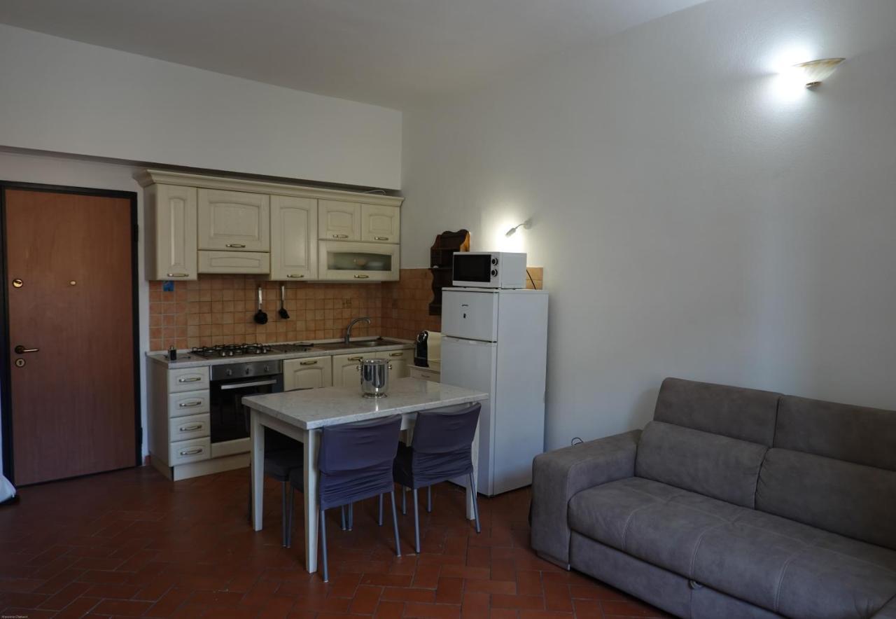 Апартаменты Casa Mille Baci Con Parcheggio Ливорно Экстерьер фото