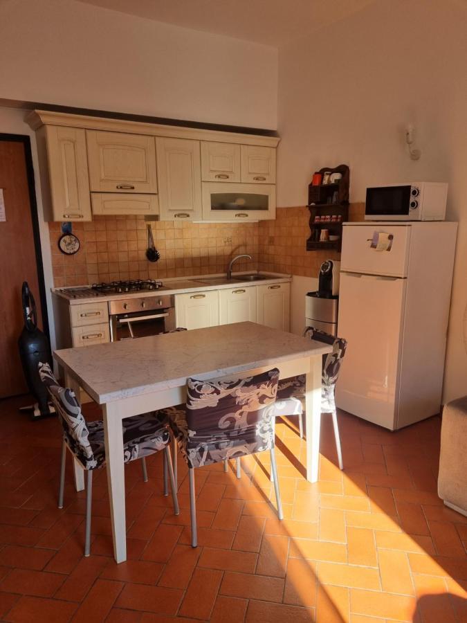 Апартаменты Casa Mille Baci Con Parcheggio Ливорно Экстерьер фото